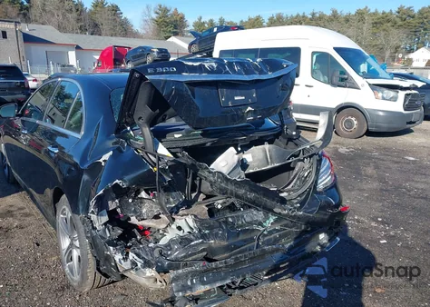 2019 Mercedes-Benz E 300 4Matic from USA, damaged, VIN WDDZF4KB8KA548777